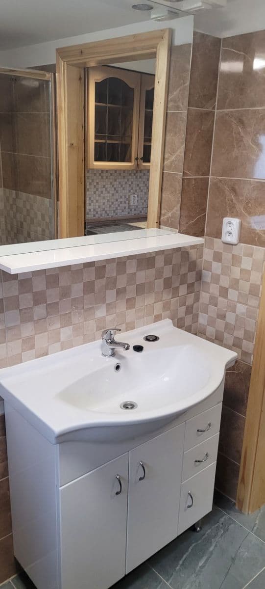 Pronájem bytu 1+1 25 m², Malostranské náměstí, Starý Plzenec, Plzeňský kraj Pronájem bytu 1+1 25 m², Malostranské náměstí, Starý Plzenec, Plzeňský kraj