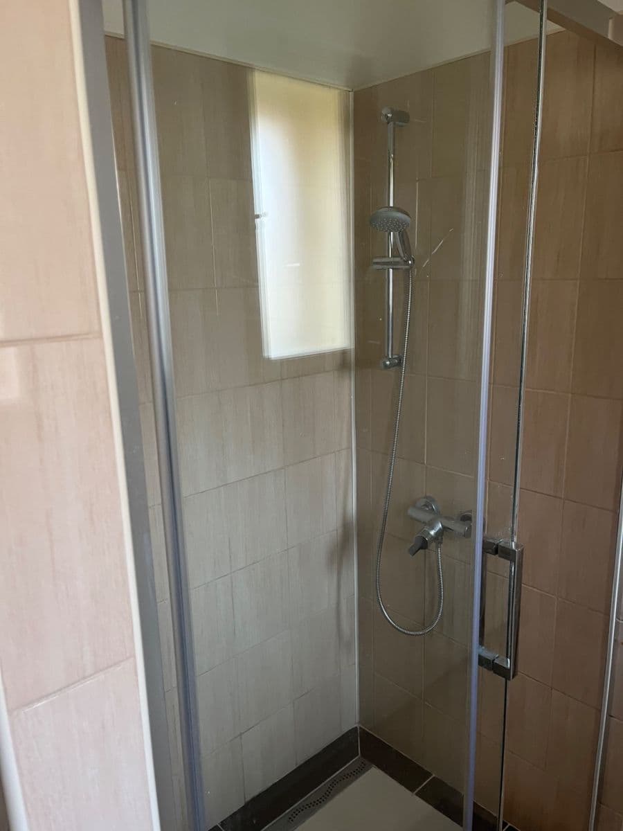 Pronájem bytu 3+kk 80 m², V Cibulkách, Praha, Praha Pronájem bytu 3+kk 80 m², V Cibulkách, Praha, Praha