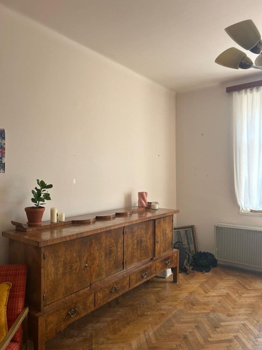 Pronájem bytu 3+1 112 m², Stojanova, Brno, Jihomoravský kraj Pronájem bytu 3+1 112 m², Stojanova, Brno, Jihomoravský kraj