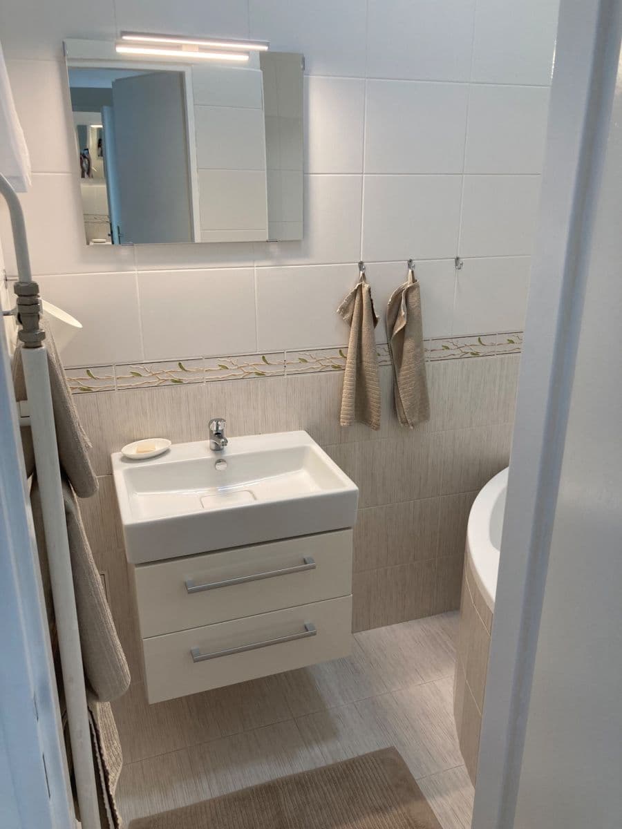 Pronájem bytu 3+kk 62 m², Pod Barvířkou, Praha, Praha Pronájem bytu 3+kk 62 m², Pod Barvířkou, Praha, Praha