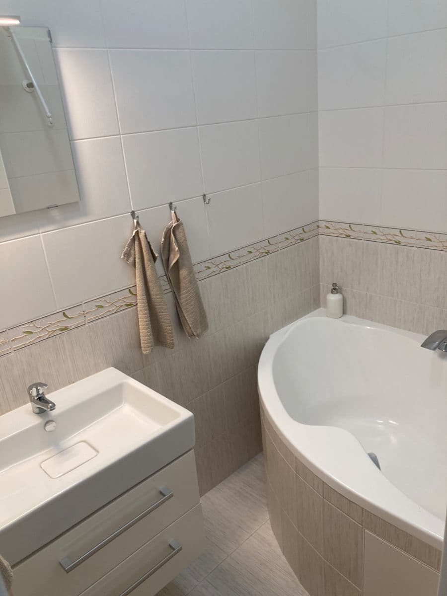 Pronájem bytu 3+kk 62 m², Pod Barvířkou, Praha, Praha Pronájem bytu 3+kk 62 m², Pod Barvířkou, Praha, Praha