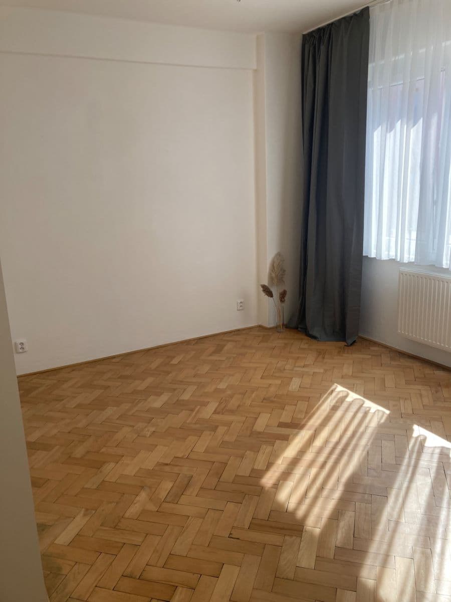 Pronájem bytu 3+kk 62 m², Pod Barvířkou, Praha, Praha Pronájem bytu 3+kk 62 m², Pod Barvířkou, Praha, Praha