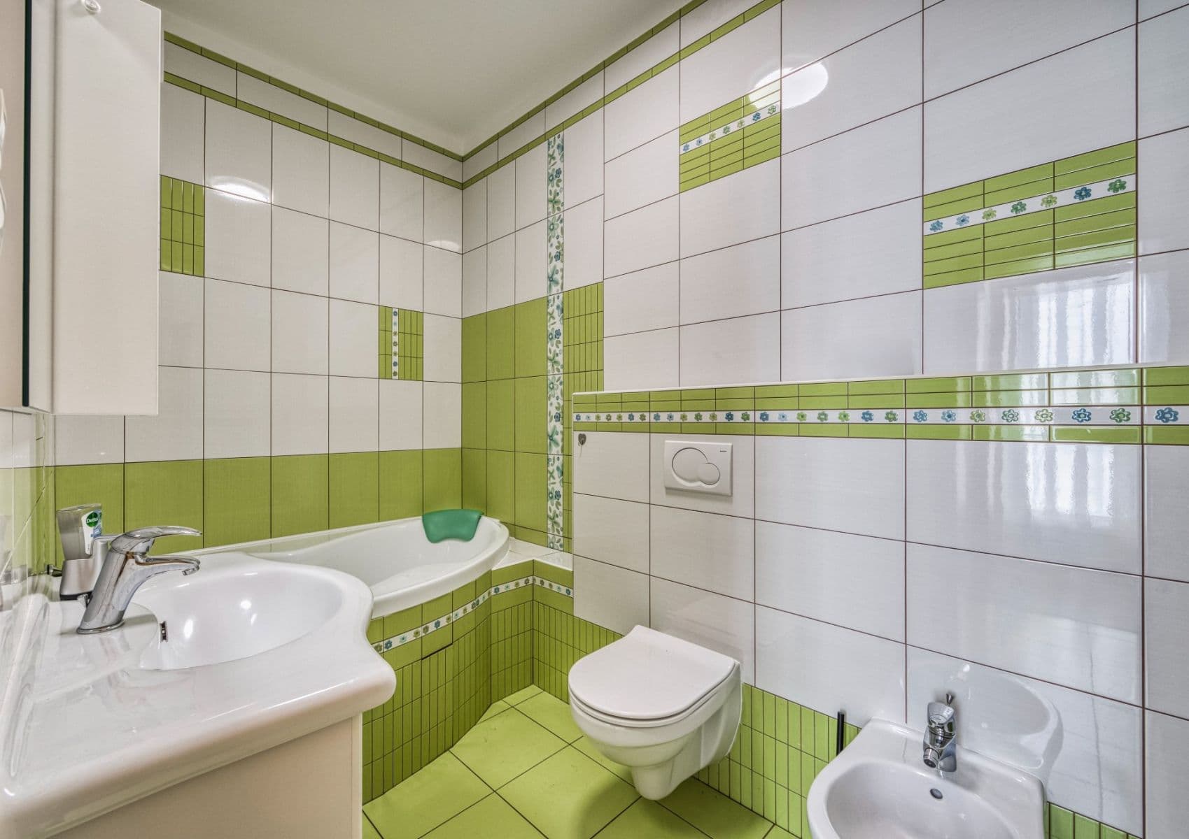 Prodej bytu 5+1 190 m², U Dvojdomů, Praha, Praha Prodej bytu 5+1 190 m², U Dvojdomů, Praha, Praha