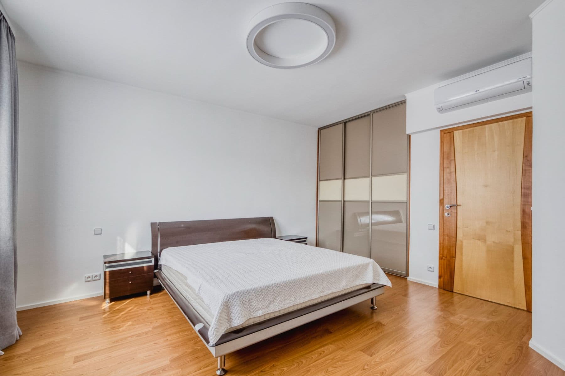 Prodej bytu 5+1 190 m², U Dvojdomů, Praha, Praha Prodej bytu 5+1 190 m², U Dvojdomů, Praha, Praha