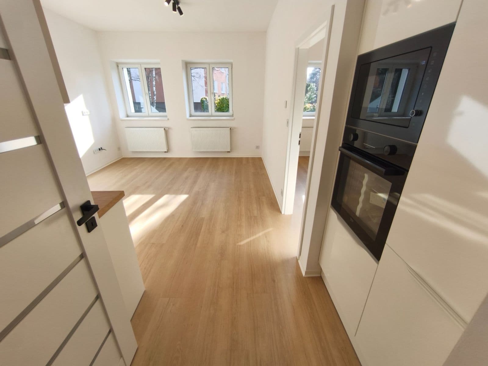Pronájem bytu 3+kk 56 m², Hrdinů, Liberec, Liberecký kraj Pronájem bytu 3+kk 56 m², Hrdinů, Liberec, Liberecký kraj