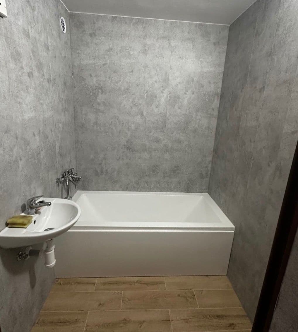 Pronájem bytu 3+1 80 m², 17. listopadu, Kopřivnice, Moravskoslezský kraj Pronájem bytu 3+1 80 m², 17. listopadu, Kopřivnice, Moravskoslezský kraj