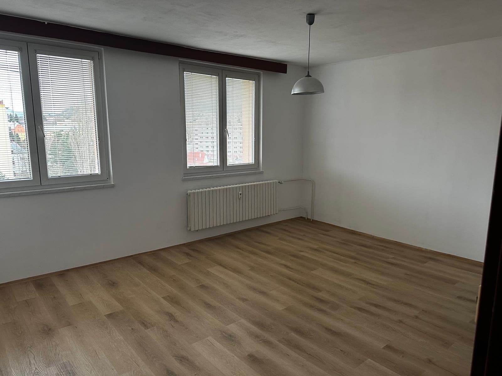 Pronájem bytu 3+1 80 m², 17. listopadu, Kopřivnice, Moravskoslezský kraj Pronájem bytu 3+1 80 m², 17. listopadu, Kopřivnice, Moravskoslezský kraj
