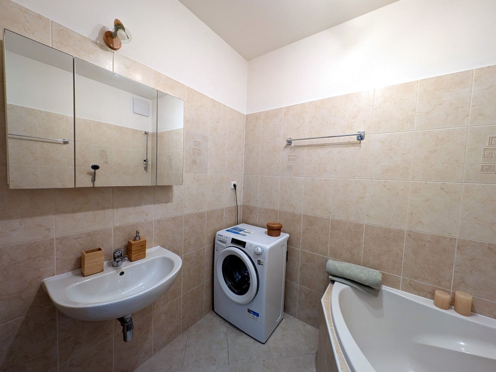 Pronájem bytu 2+kk 55 m², Míšovická, Praha, Praha Pronájem bytu 2+kk 55 m², Míšovická, Praha, Praha