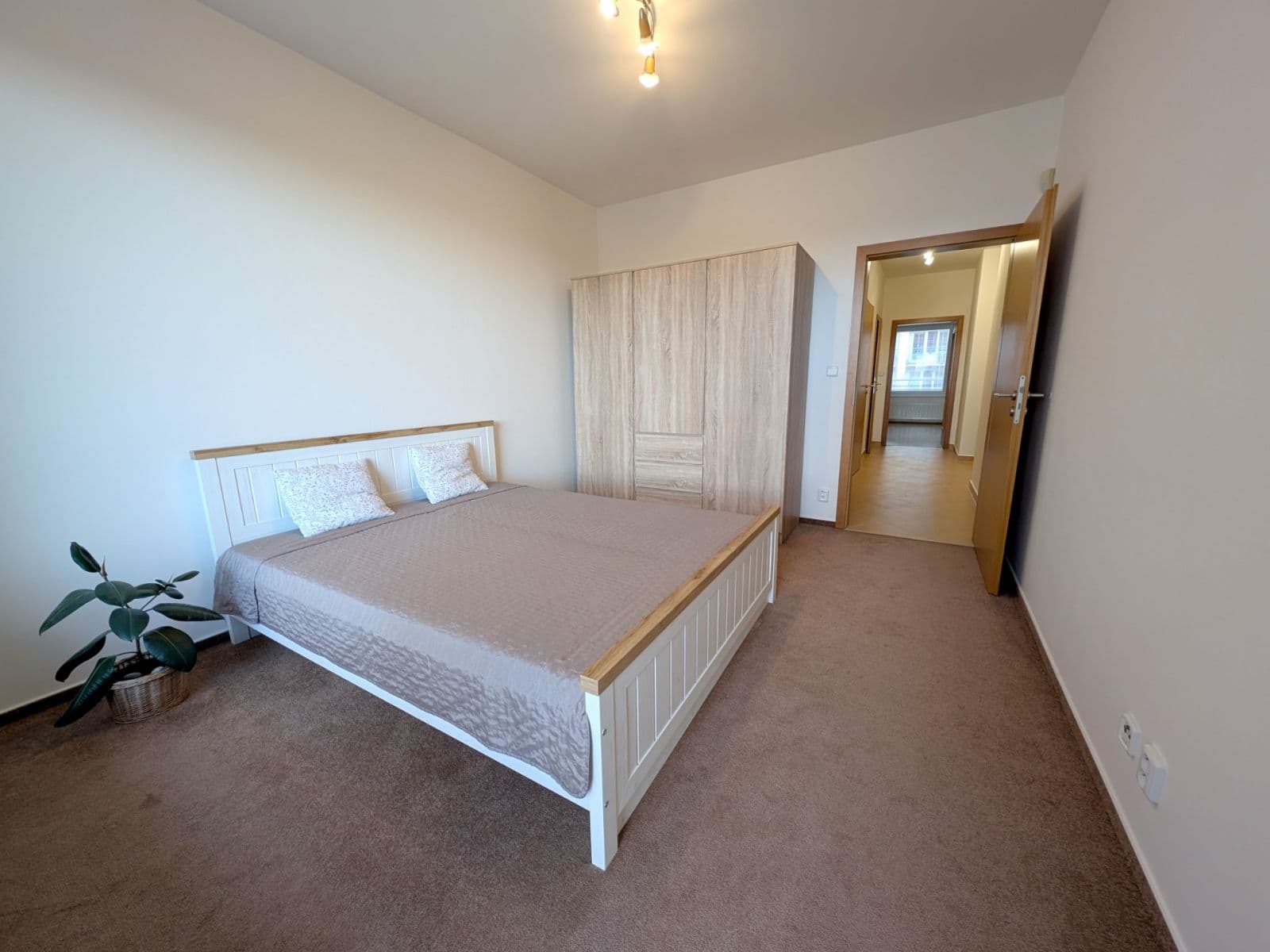 Pronájem bytu 2+kk 55 m², Míšovická, Praha, Praha Pronájem bytu 2+kk 55 m², Míšovická, Praha, Praha