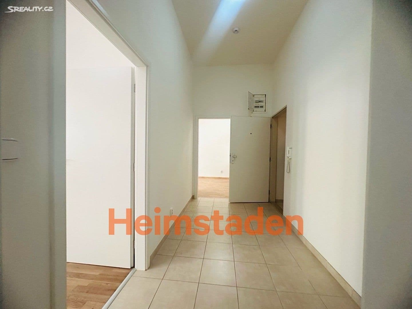 Pronájem bytu 2+kk 50 m², Přívozská, Ostrava, Moravskoslezský kraj Pronájem bytu 2+kk 50 m², Přívozská, Ostrava, Moravskoslezský kraj