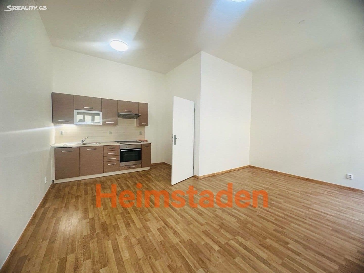 Pronájem bytu 2+kk 50 m², Přívozská, Ostrava, Moravskoslezský kraj Pronájem bytu 2+kk 50 m², Přívozská, Ostrava, Moravskoslezský kraj