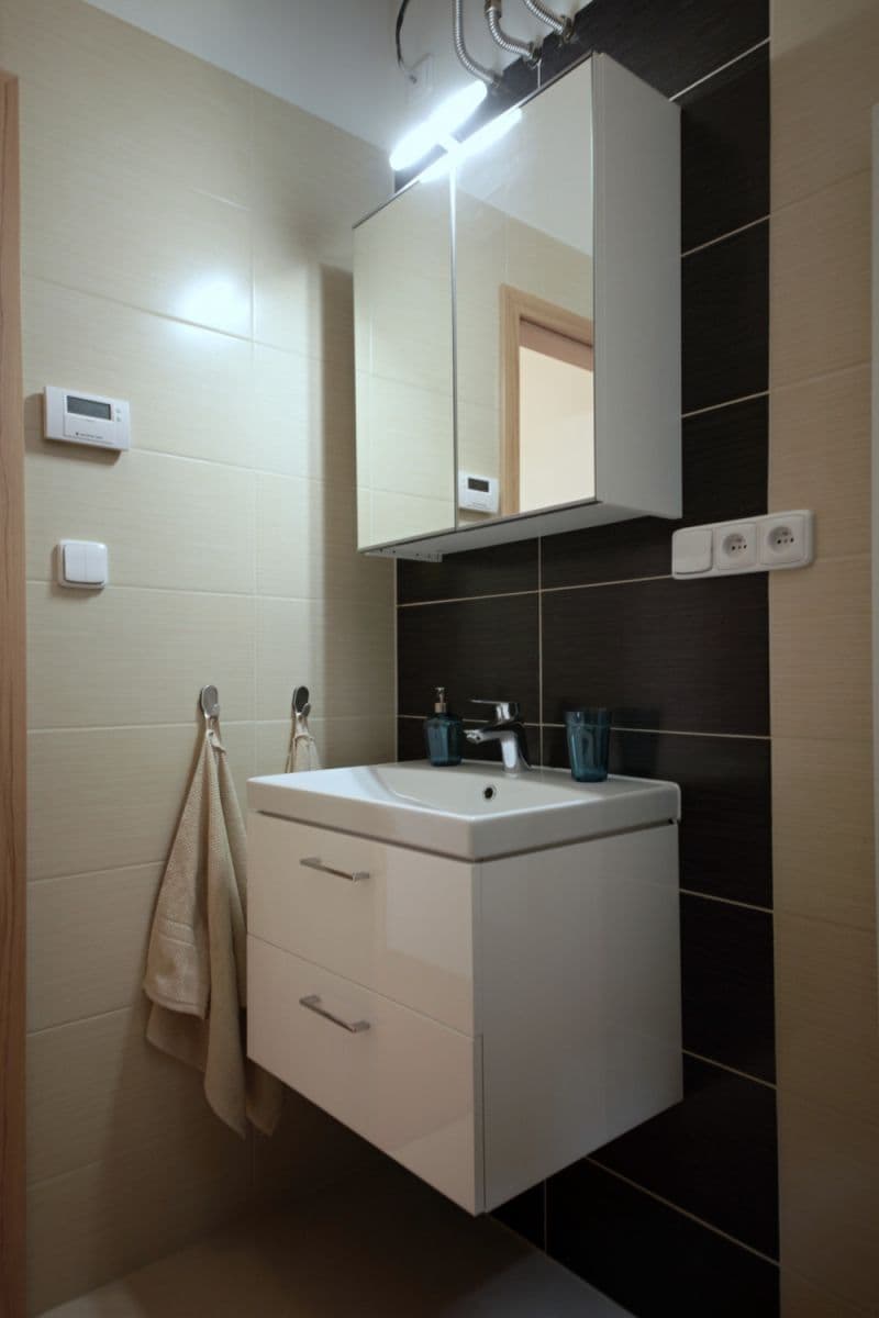 Pronájem bytu 24 m², Nádražní, Praha, Praha Pronájem bytu 24 m², Nádražní, Praha, Praha