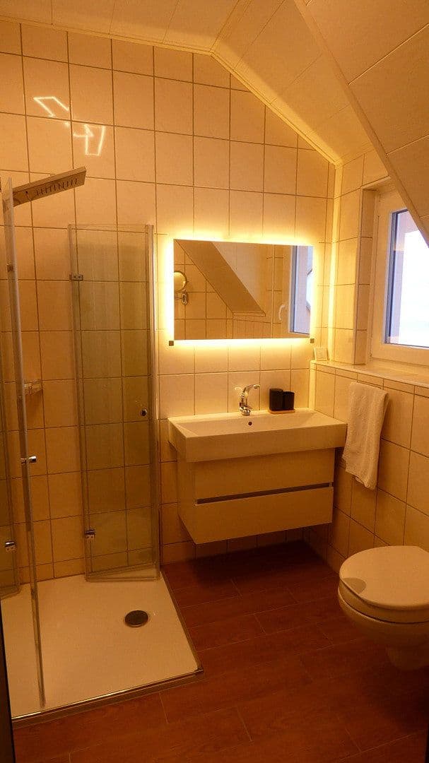 Prodej domu 61 m², pozemek 50 m², Bischofsheim in der Rhön, Bavorsko Prodej domu 61 m², pozemek 50 m², Bischofsheim in der Rhön, Bavorsko