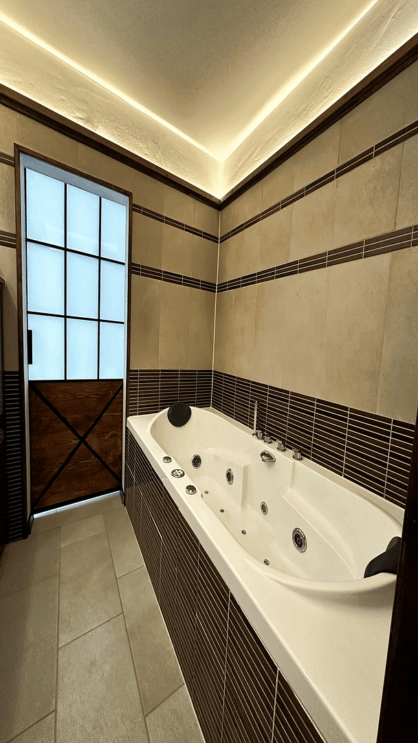 Pronájem bytu 2+1 65 m², Köln, Severní Porýní-Vestfálsko Pronájem bytu 2+1 65 m², Köln, Severní Porýní-Vestfálsko