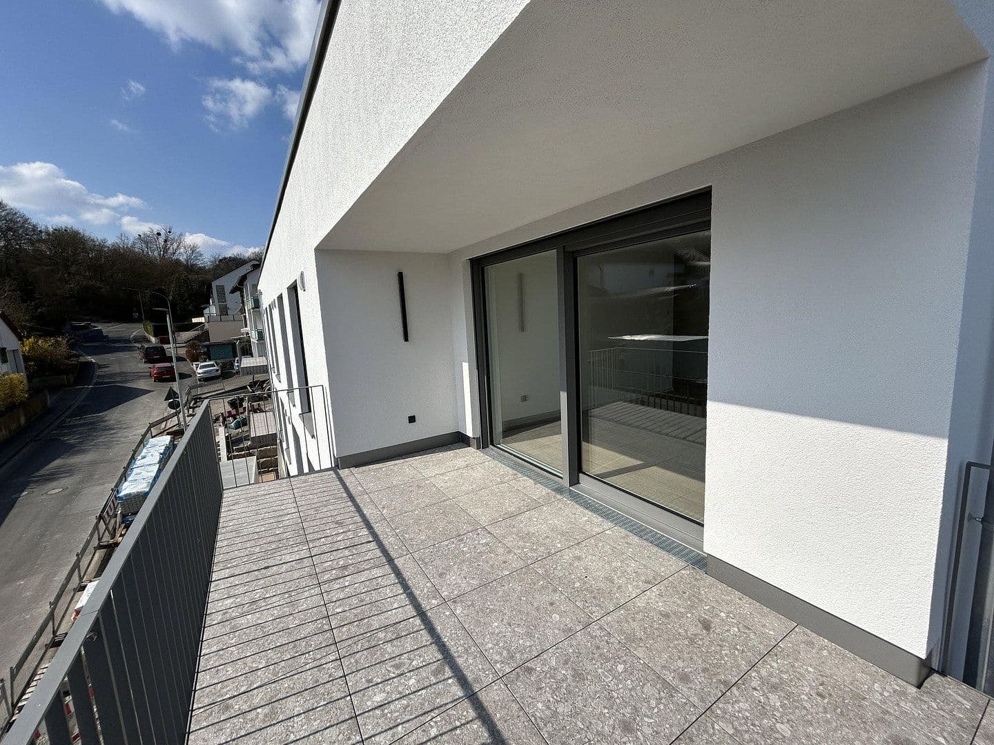 Pronájem bytu 3+1 108 m², Scheckertstrasse 2, Zell am Main, Bavorsko Pronájem bytu 3+1 108 m², Scheckertstrasse 2, Zell am Main, Bavorsko