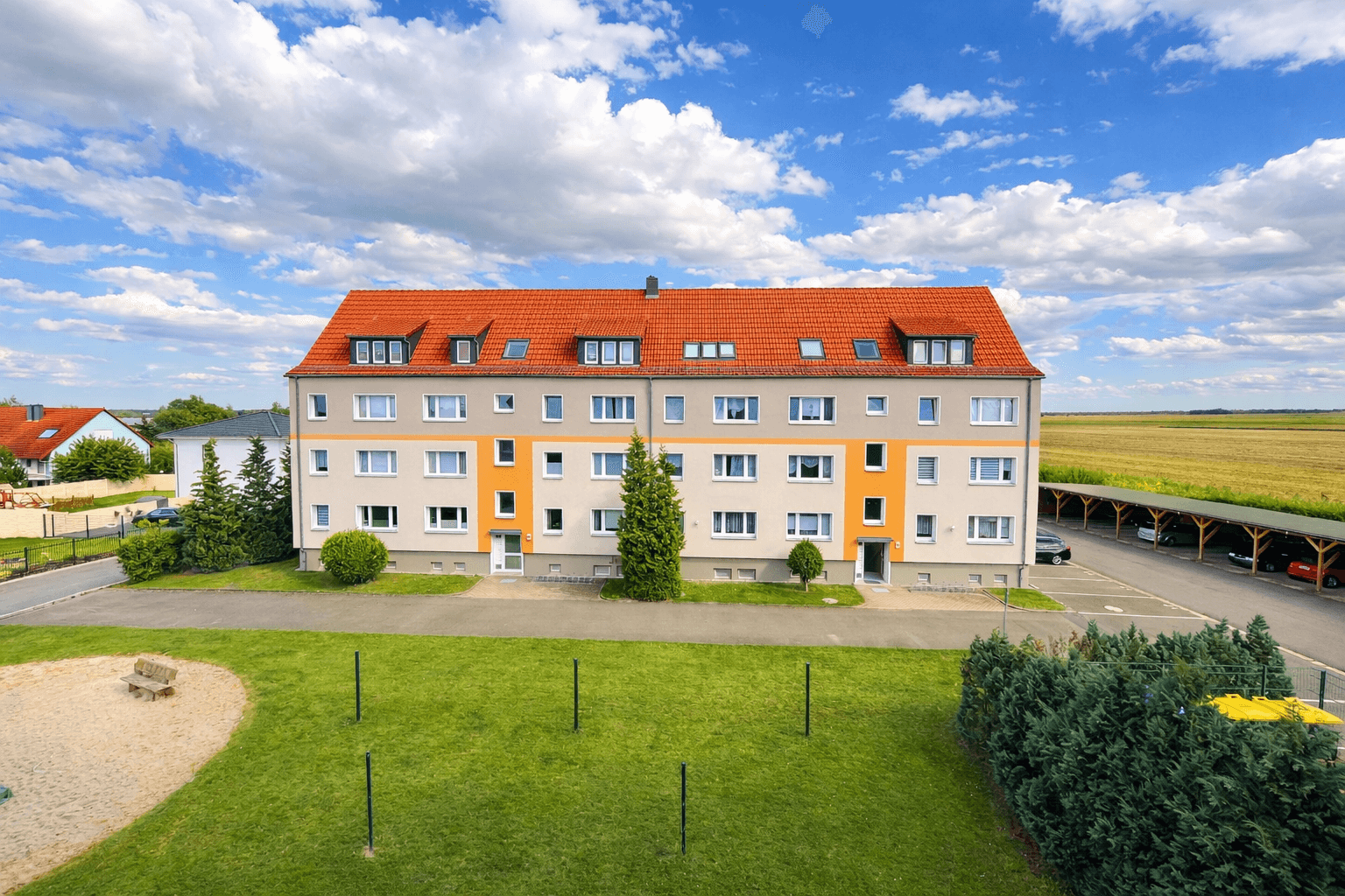 Prodej bytu 4+1 84 m², Naunhof, Sasko Prodej bytu 4+1 84 m², Naunhof, Sasko
