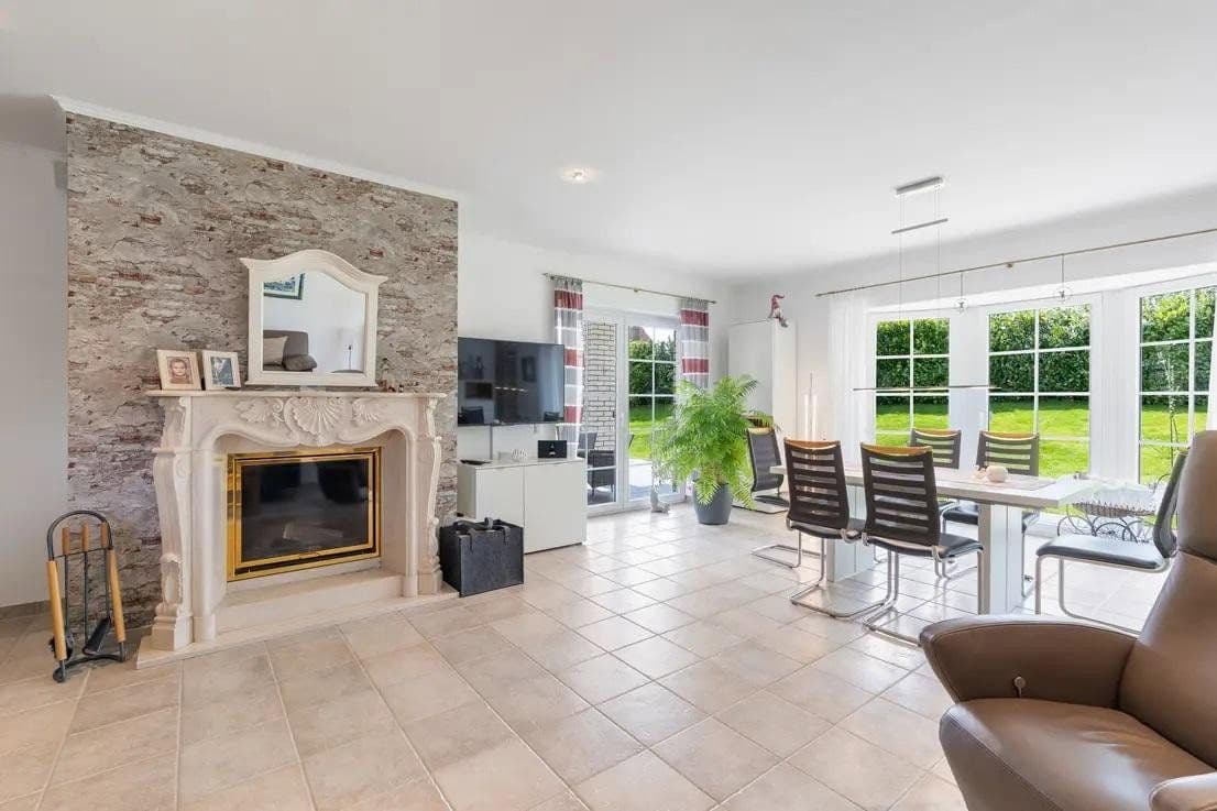 Prodej domu 238 m², pozemek 1.165 m², Neustadt in Holstein, Šlesvicko-Holštýnsko Prodej domu 238 m², pozemek 1.165 m², Neustadt in Holstein, Šlesvicko-Holštýnsko