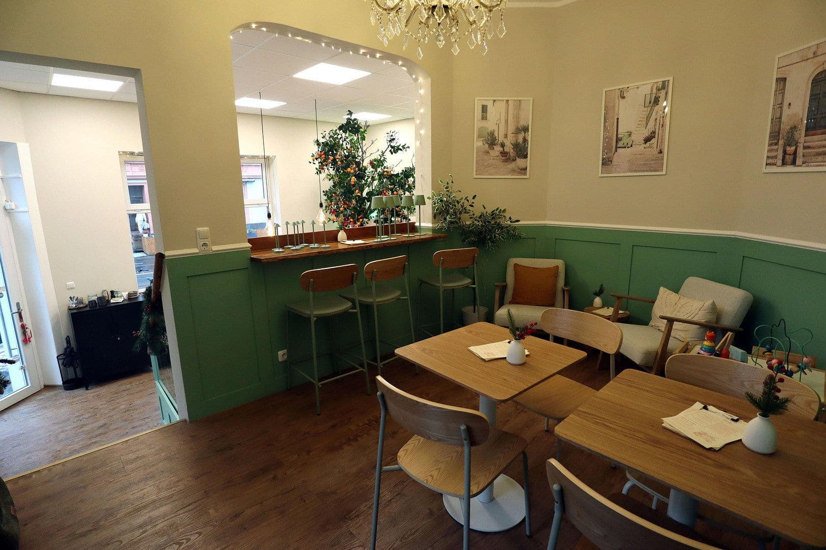 Prodej nebytového prostoru 140 m², Frankfurt, Hessen Prodej nebytového prostoru 140 m², Frankfurt, Hessen