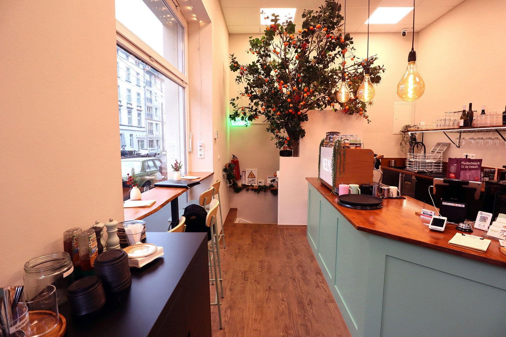 Prodej nebytového prostoru 140 m², Frankfurt, Hessen Prodej nebytového prostoru 140 m², Frankfurt, Hessen