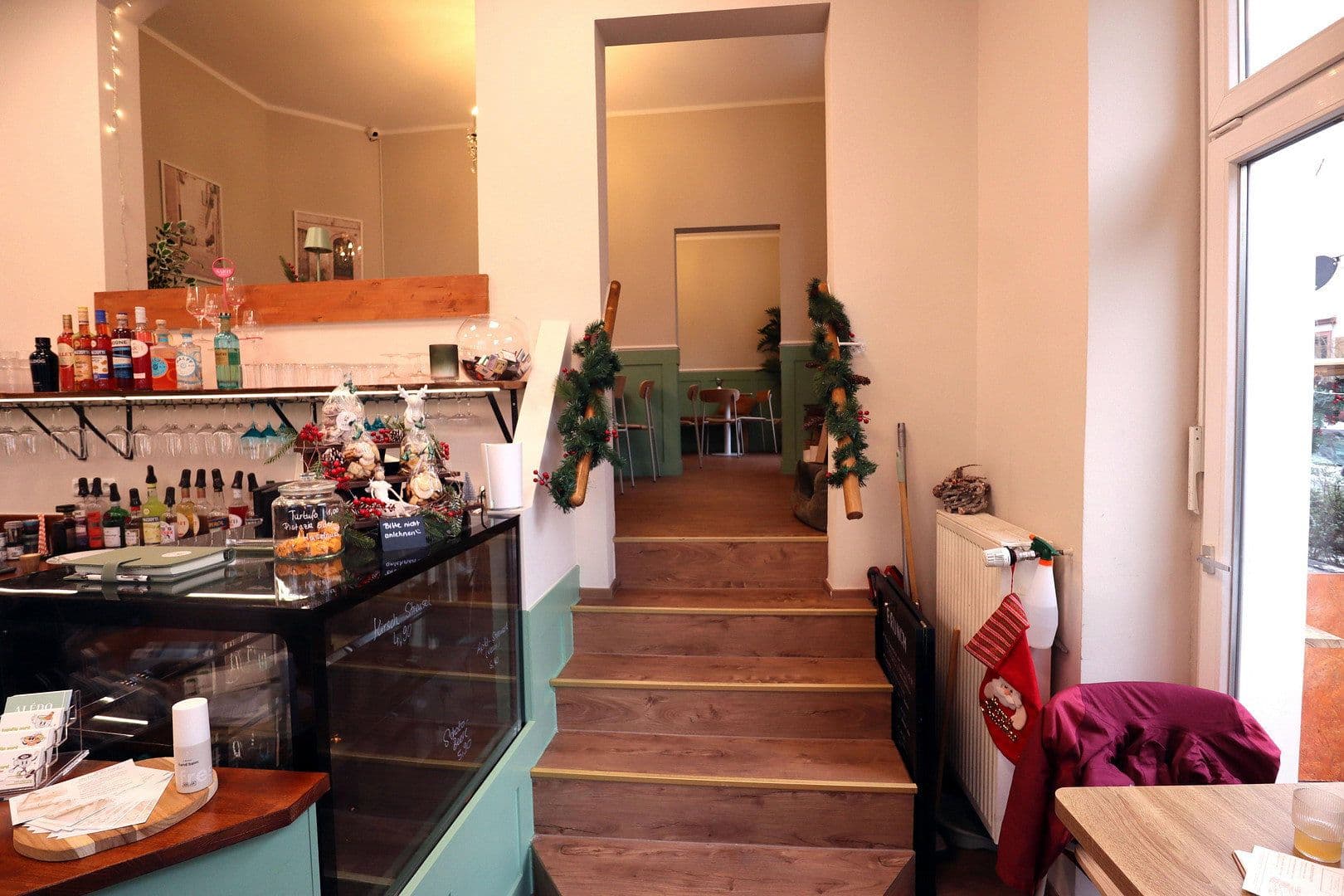 Prodej nebytového prostoru 140 m², Frankfurt, Hessen Prodej nebytového prostoru 140 m², Frankfurt, Hessen