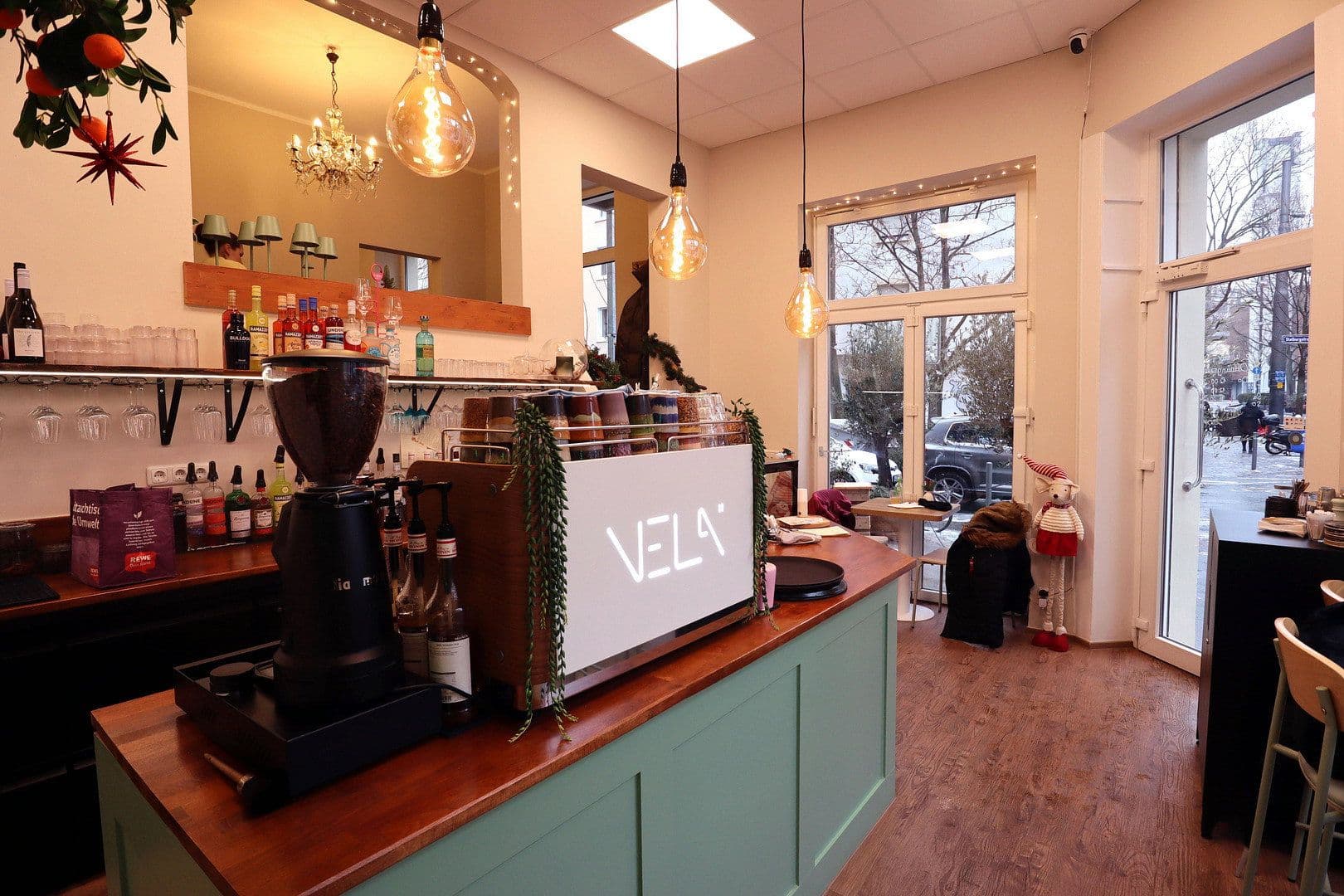 Prodej nebytového prostoru 140 m², Frankfurt, Hessen Prodej nebytového prostoru 140 m², Frankfurt, Hessen