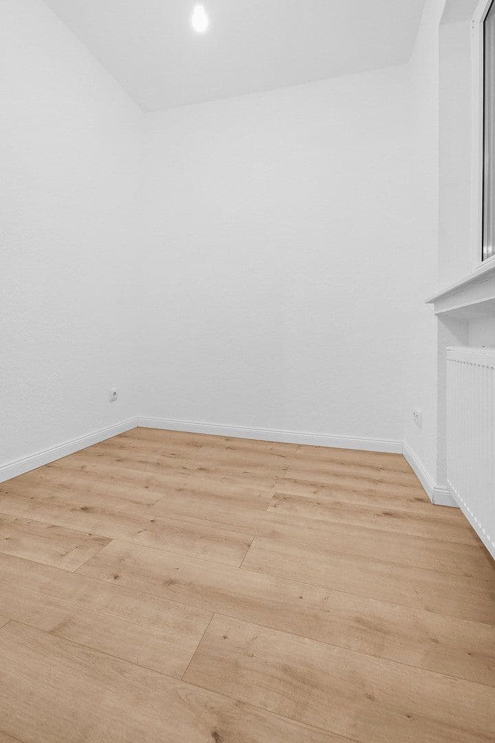 Pronájem bytu 2+1 36 m², An der Christuskirche 19, Hannover, Dolní Sasko Pronájem bytu 2+1 36 m², An der Christuskirche 19, Hannover, Dolní Sasko