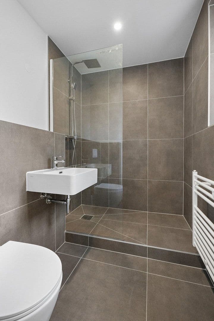 Pronájem bytu 2+1 59 m², Baldeniusstraße 35, Hannover, Dolní Sasko Pronájem bytu 2+1 59 m², Baldeniusstraße 35, Hannover, Dolní Sasko