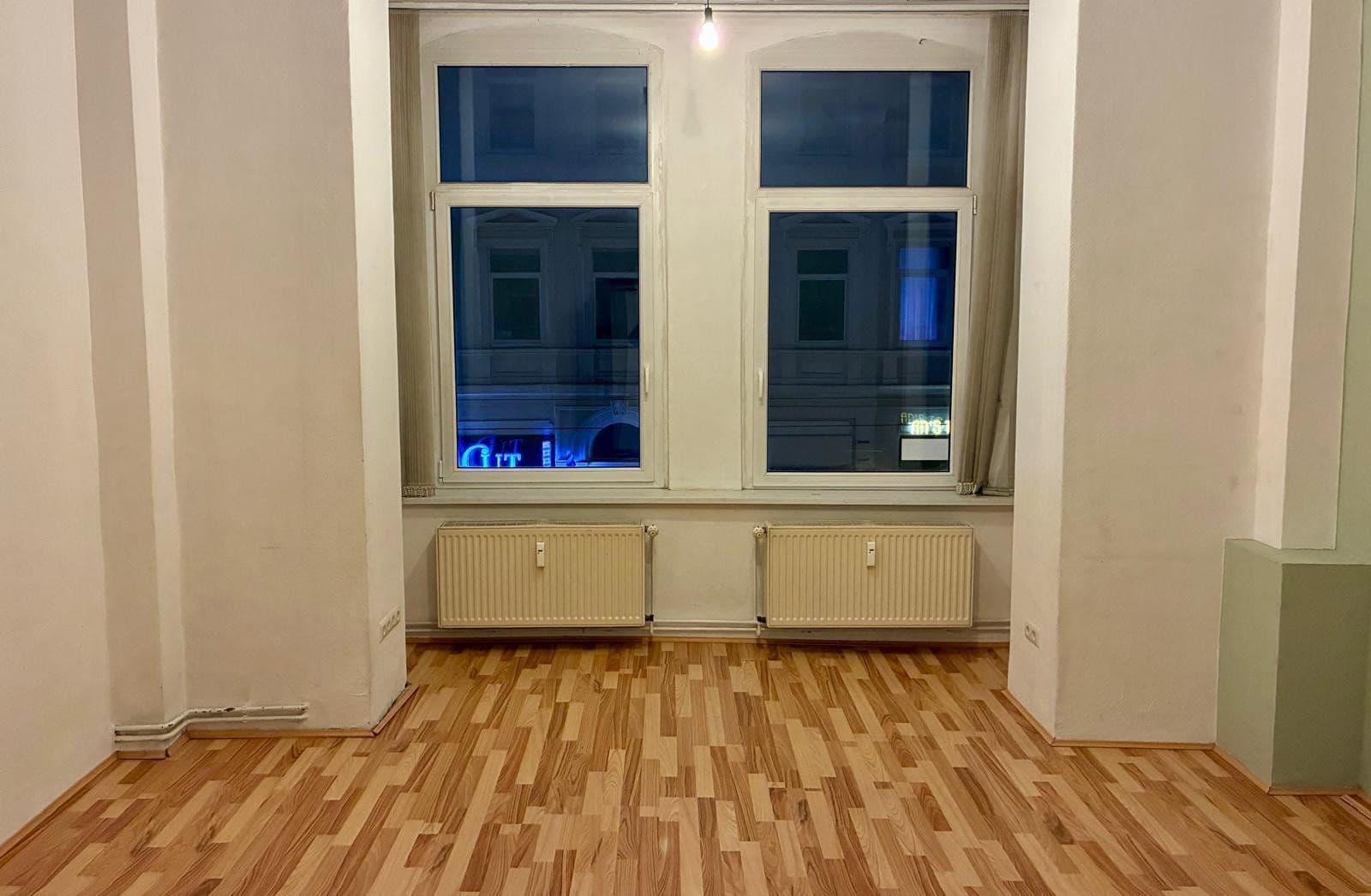 Pronájem bytu 5+1 141 m², Friedrich-Wilhelm-Straße 38, Braunschweig, Dolní Sasko Pronájem bytu 5+1 141 m², Friedrich-Wilhelm-Straße 38, Braunschweig, Dolní Sasko