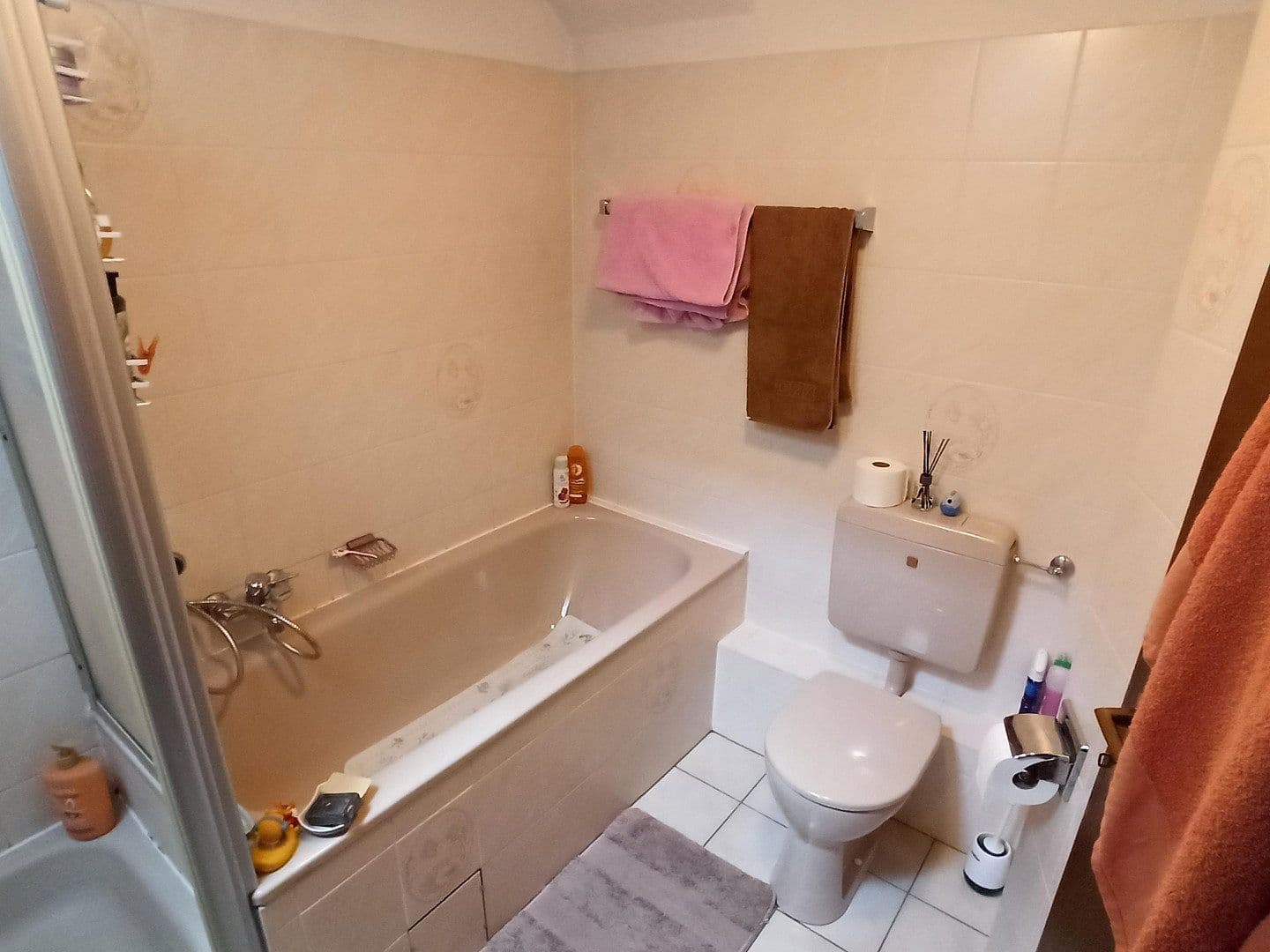 Pronájem bytu 3+kk 71 m², Richterskamp 3, Hattingen, Severní Porýní-Vestfálsko Pronájem bytu 3+kk 71 m², Richterskamp 3, Hattingen, Severní Porýní-Vestfálsko