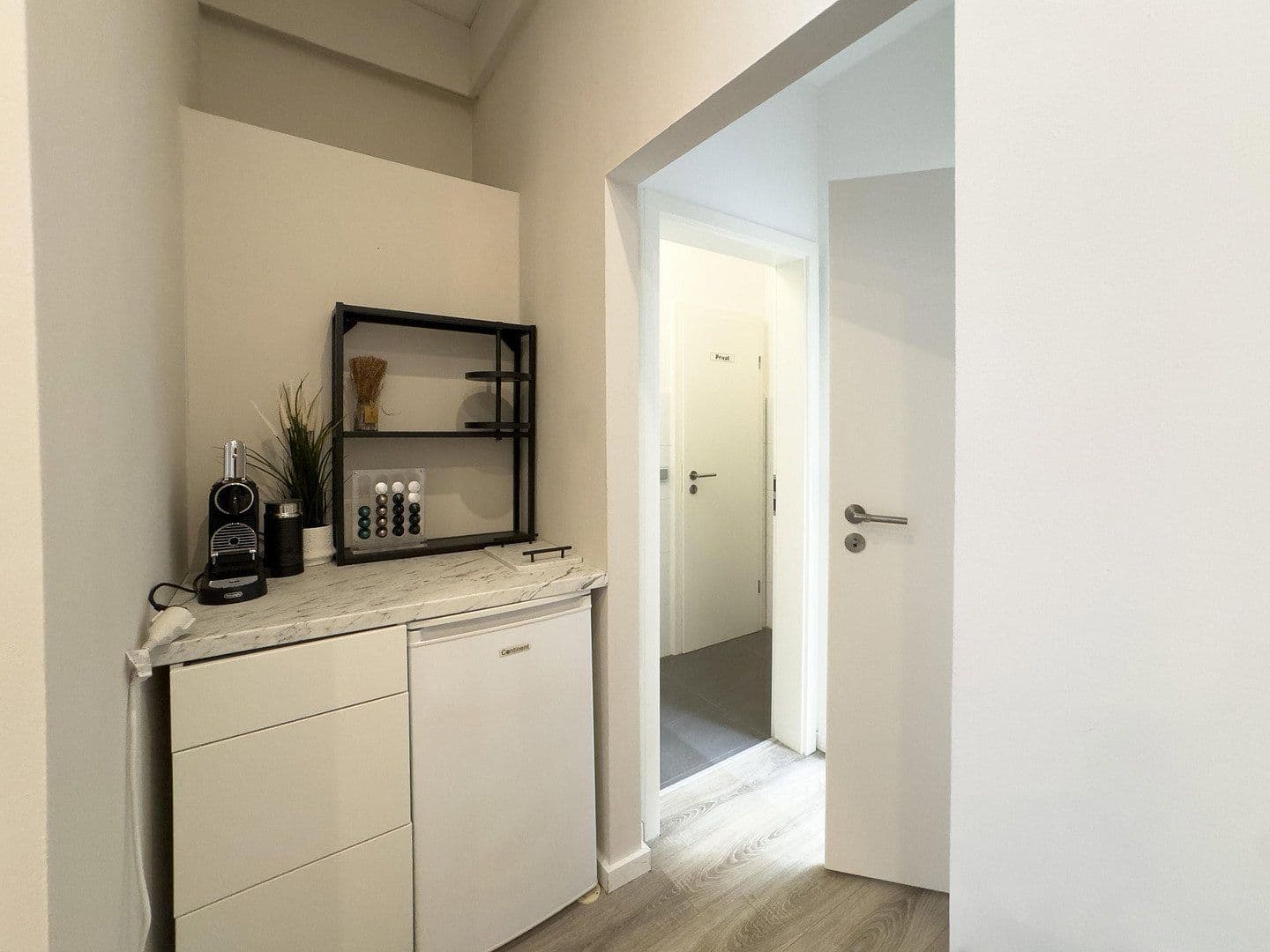 Pronájem kanceláře 53 m², Waldeckweg 9, Mannheim, Bádensko-Württembersko Pronájem kanceláře 53 m², Waldeckweg 9, Mannheim, Bádensko-Württembersko