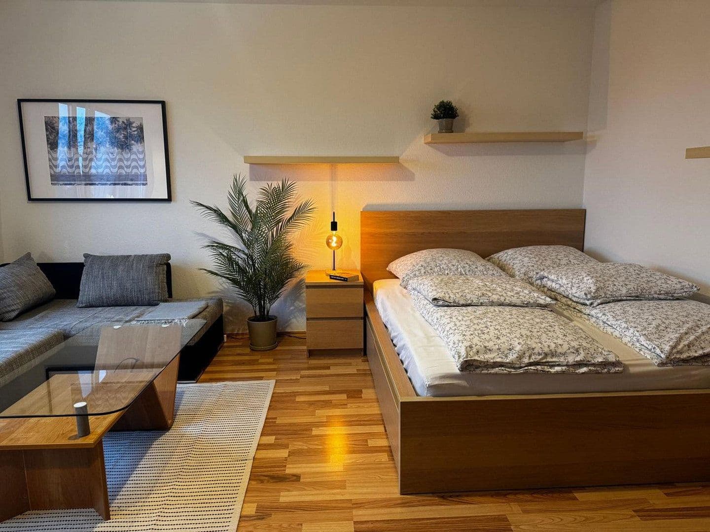 Pronájem bytu 1+1 38 m², Mannheim, Bádensko-Württembersko Pronájem bytu 1+1 38 m², Mannheim, Bádensko-Württembersko