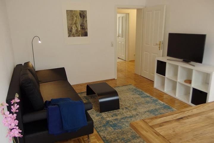 Pronájem bytu 2+1 55 m², Helmholtzstr. 21, Leipzig, Sasko Pronájem bytu 2+1 55 m², Helmholtzstr. 21, Leipzig, Sasko