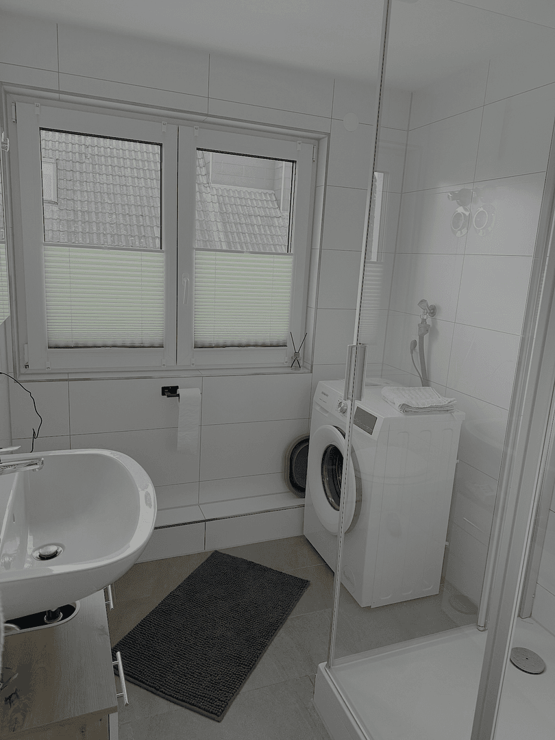 Pronájem bytu 4+1 87 m², Von-Osten-Str. 16, Augsburg, Bavorsko Pronájem bytu 4+1 87 m², Von-Osten-Str. 16, Augsburg, Bavorsko