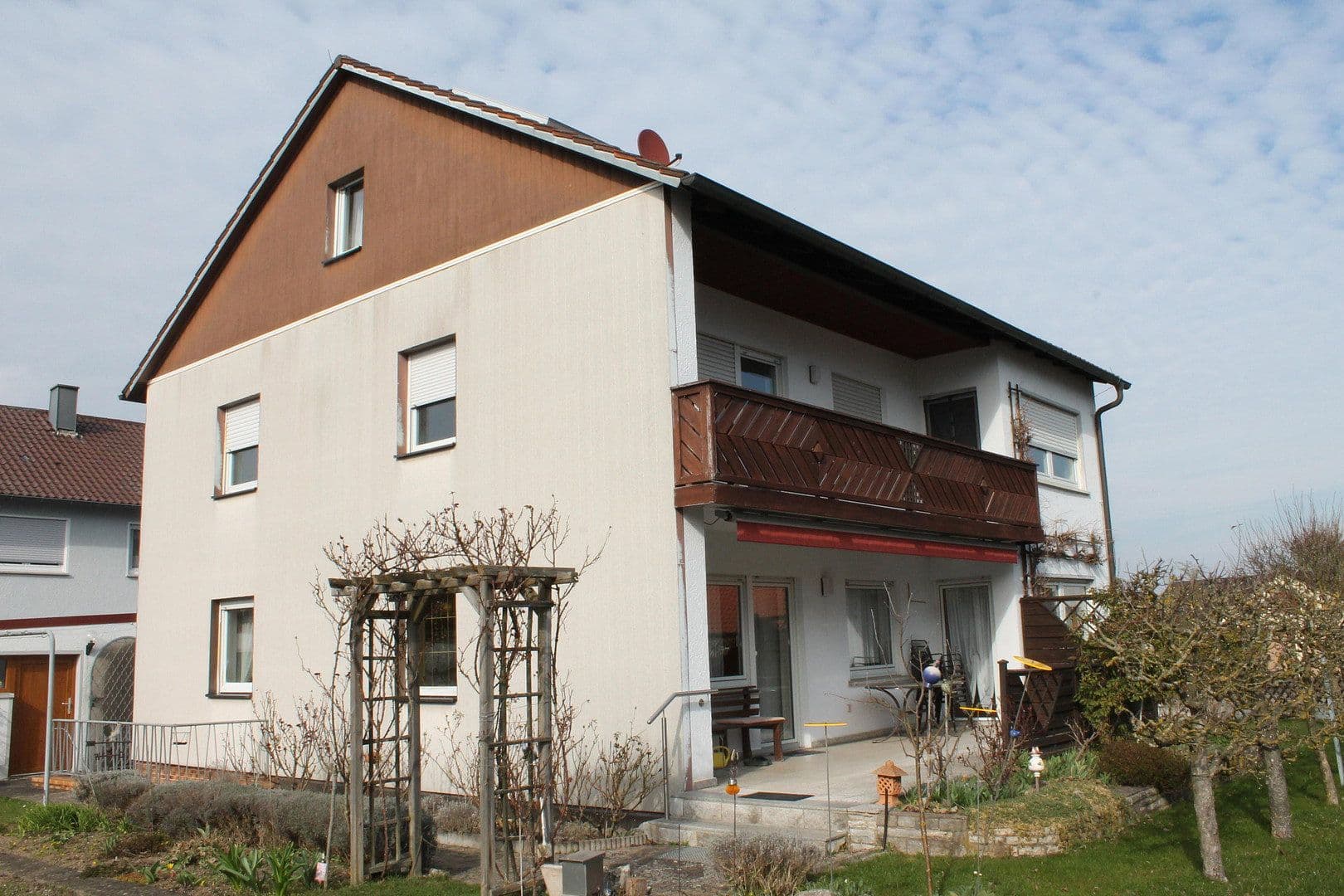 Prodej domu 223 m², pozemek 757 m², Wilburgstetten, Bavorsko Prodej domu 223 m², pozemek 757 m², Wilburgstetten, Bavorsko