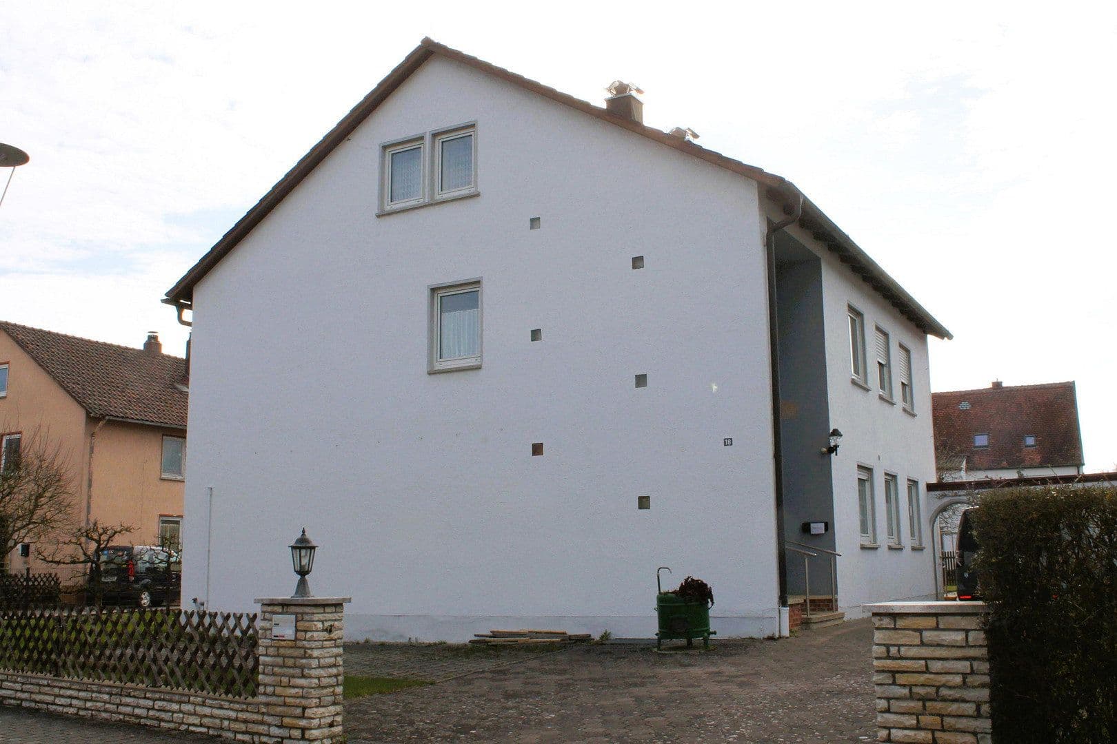 Prodej domu 223 m², pozemek 757 m², Wilburgstetten, Bavorsko Prodej domu 223 m², pozemek 757 m², Wilburgstetten, Bavorsko