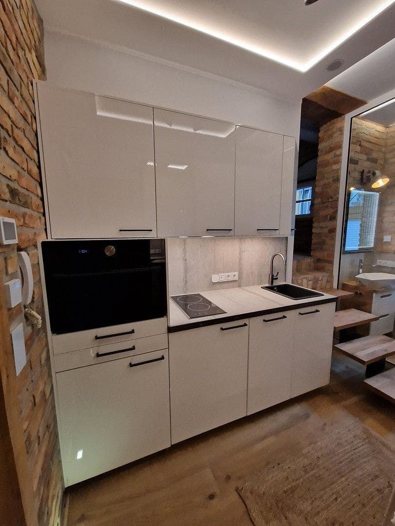 Prodej kanceláře 14 m², Lausitzer Str. 35, Berlin, Berlín Prodej kanceláře 14 m², Lausitzer Str. 35, Berlin, Berlín