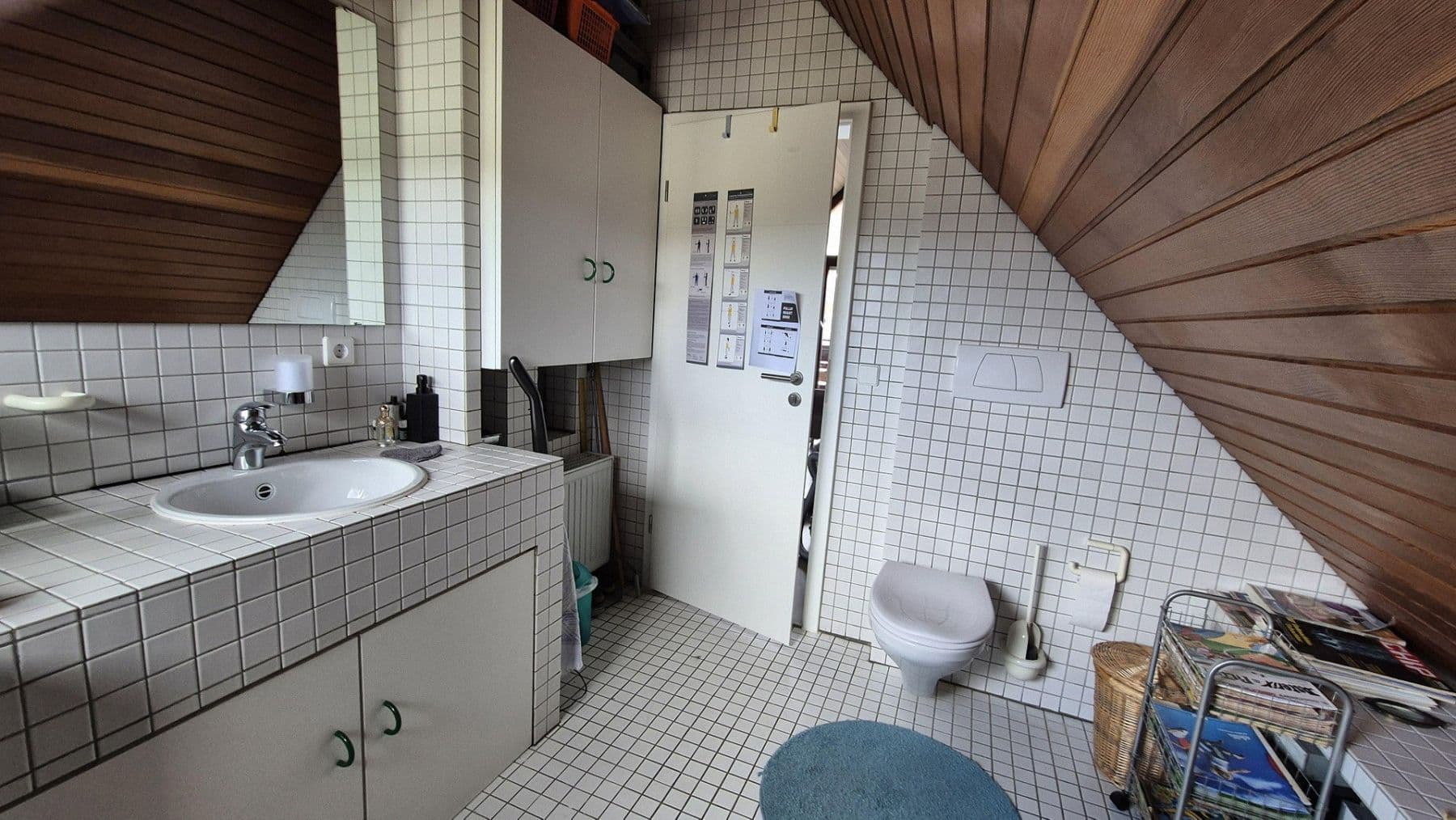 Prodej domu 131 m², pozemek 334 m², Tübinger Str. 25/2, Weil im Schönbuch, Bádensko-Württembersko Prodej domu 131 m², pozemek 334 m², Tübinger Str. 25/2, Weil im Schönbuch, Bádensko-Württembersko