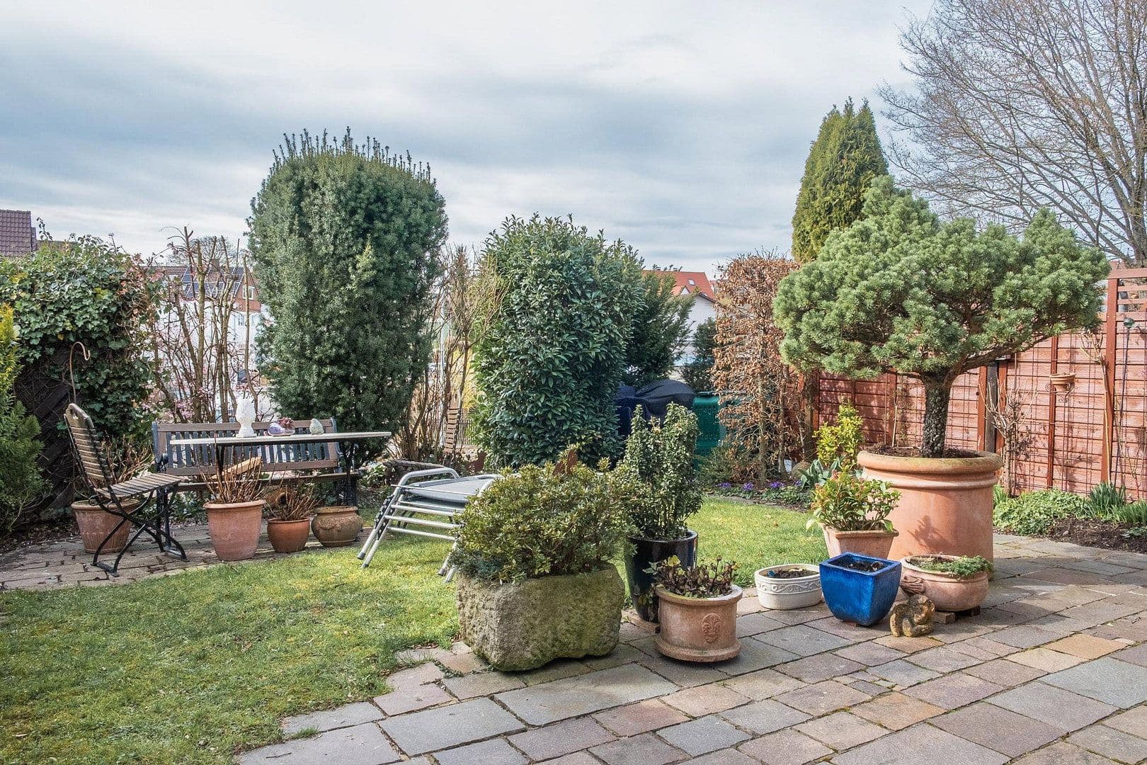 Prodej domu 131 m², pozemek 334 m², Tübinger Str. 25/2, Weil im Schönbuch, Bádensko-Württembersko Prodej domu 131 m², pozemek 334 m², Tübinger Str. 25/2, Weil im Schönbuch, Bádensko-Württembersko