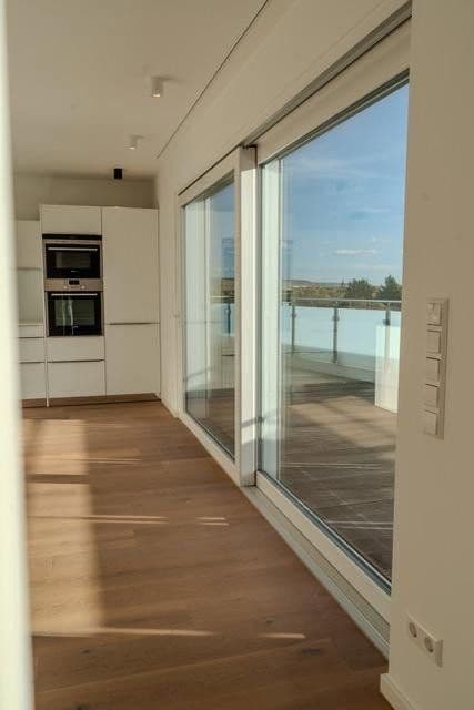 Pronájem bytu 3+1 83 m², Münster-Sarmsheim, Porýní-Falc Pronájem bytu 3+1 83 m², Münster-Sarmsheim, Porýní-Falc