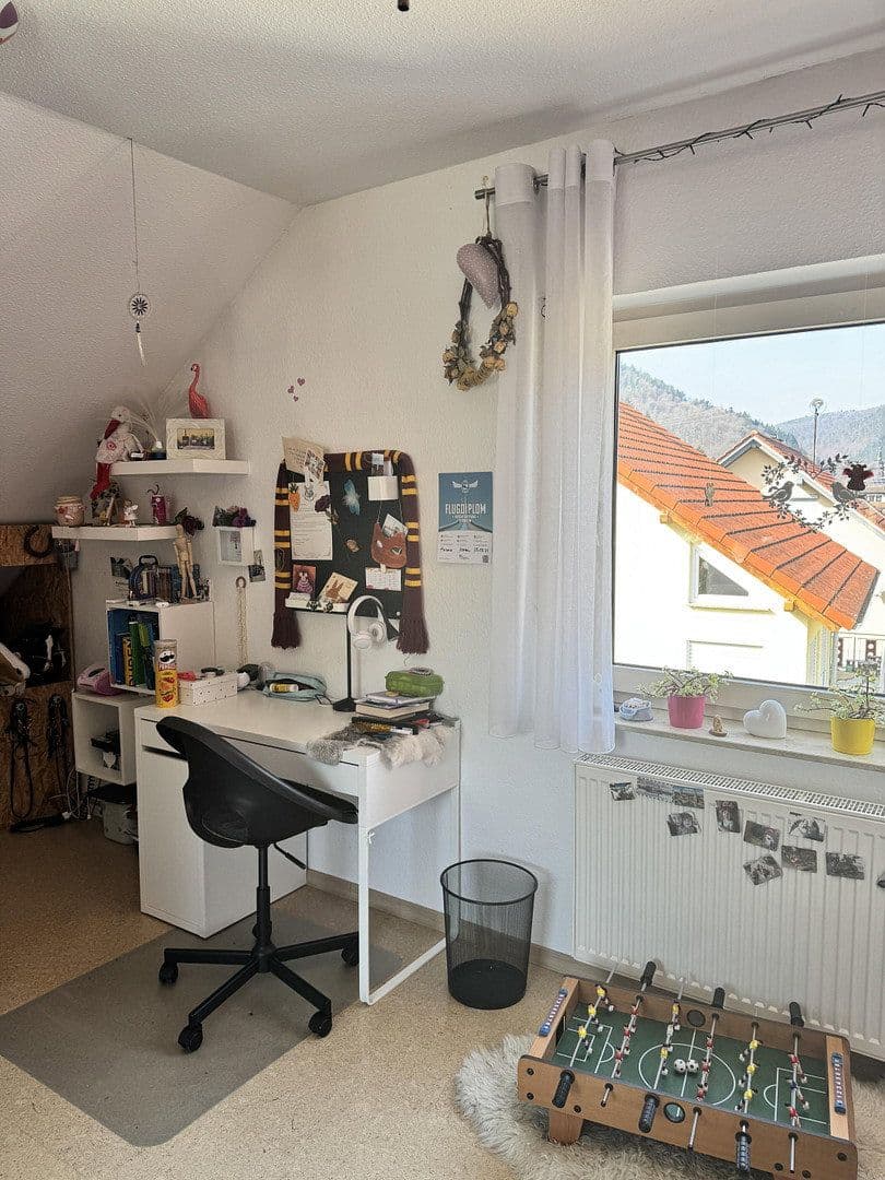 Prodej domu 458 m², pozemek 678 m², Ritter-Stephan-von-Mörlheim-Straße 2, Eußerthal, Porýní-Falc Prodej domu 458 m², pozemek 678 m², Ritter-Stephan-von-Mörlheim-Straße 2, Eußerthal, Porýní-Falc