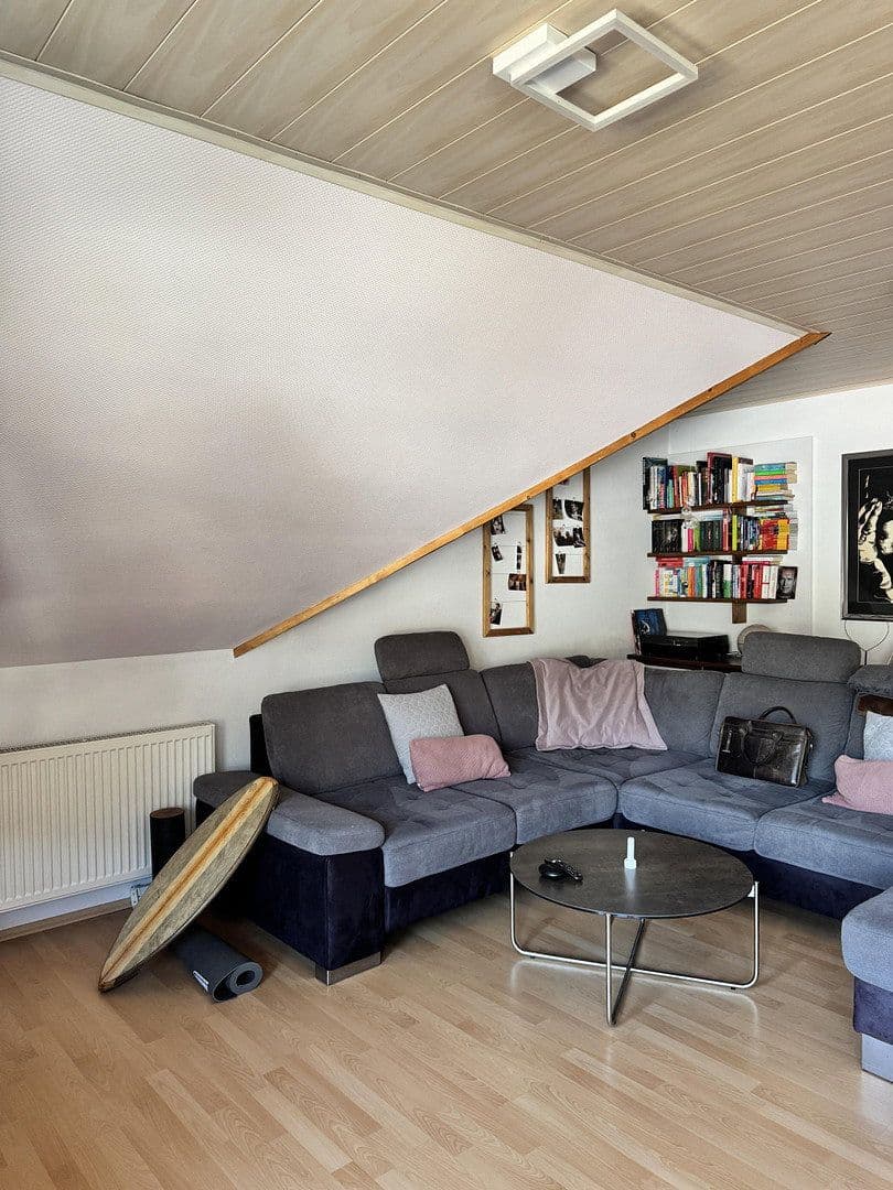 Prodej domu 458 m², pozemek 678 m², Ritter-Stephan-von-Mörlheim-Straße 2, Eußerthal, Porýní-Falc Prodej domu 458 m², pozemek 678 m², Ritter-Stephan-von-Mörlheim-Straße 2, Eußerthal, Porýní-Falc