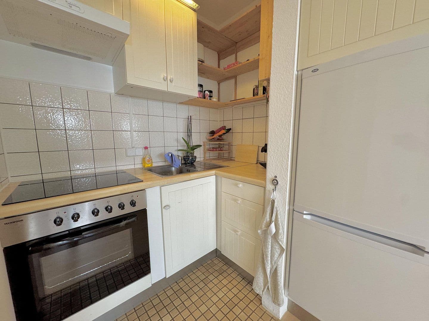 Pronájem bytu 1+1 45 m², Linec nad Rýnem, Porýní-Falc Pronájem bytu 1+1 45 m², Linec nad Rýnem, Porýní-Falc