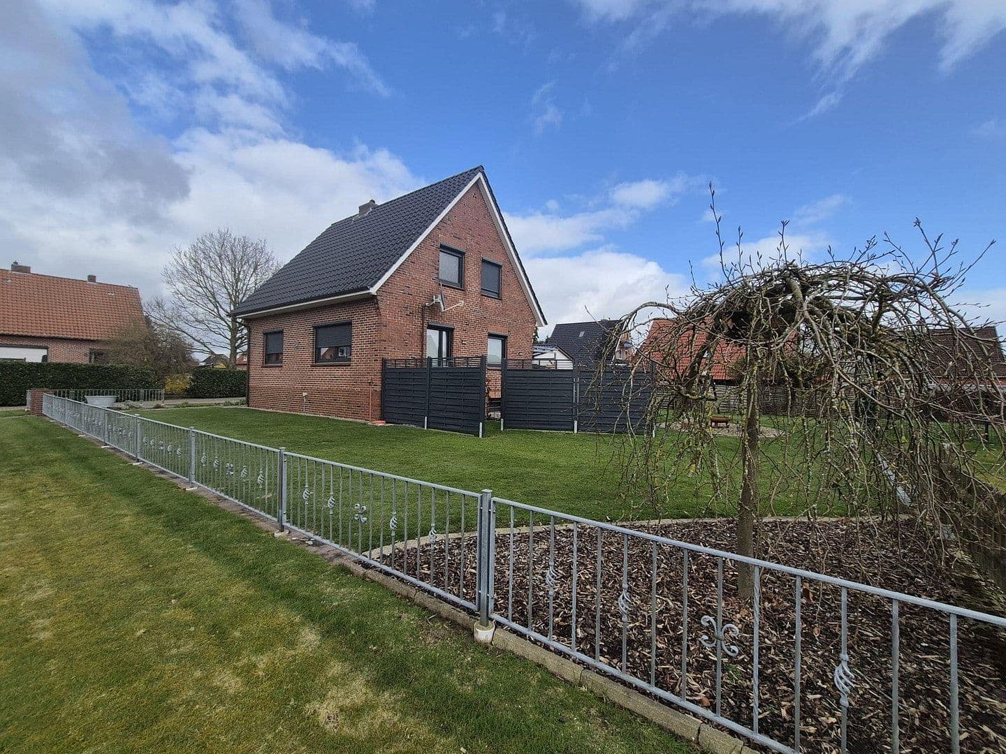 Prodej domu 105 m², pozemek 680 m², Drochtersen, Dolní Sasko Prodej domu 105 m², pozemek 680 m², Drochtersen, Dolní Sasko