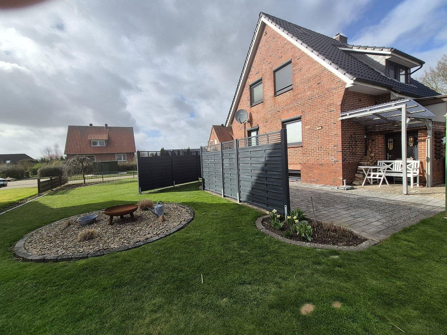 Prodej domu 105 m², pozemek 680 m², Drochtersen, Dolní Sasko Prodej domu 105 m², pozemek 680 m², Drochtersen, Dolní Sasko