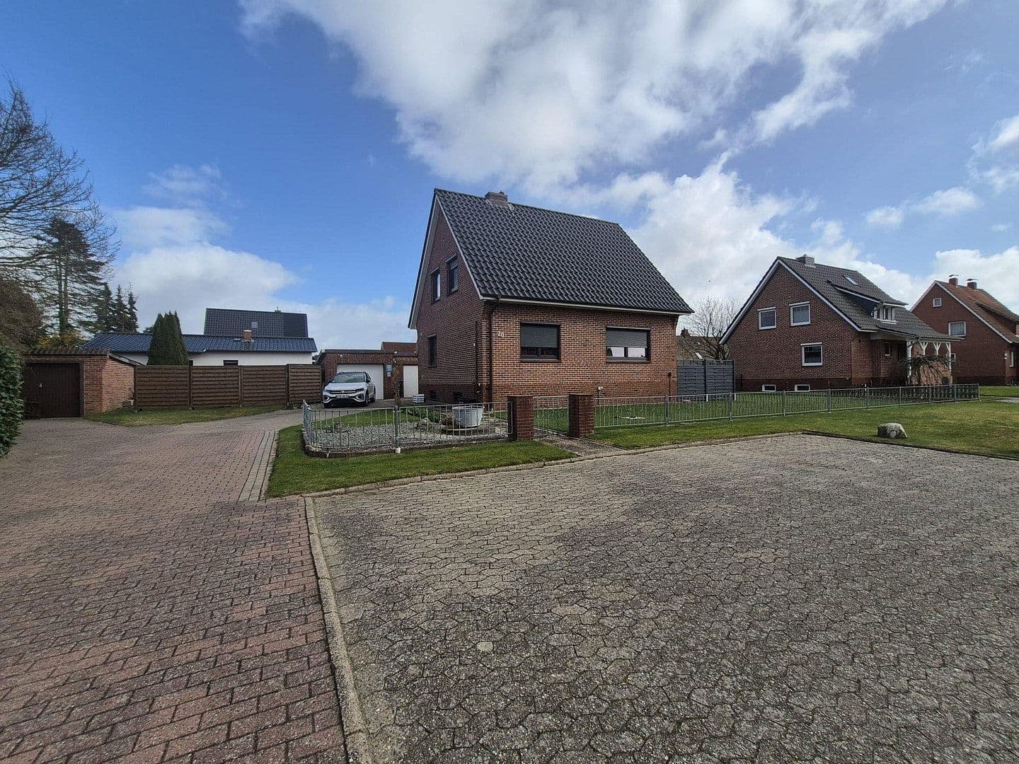 Prodej domu 105 m², pozemek 680 m², Drochtersen, Dolní Sasko Prodej domu 105 m², pozemek 680 m², Drochtersen, Dolní Sasko