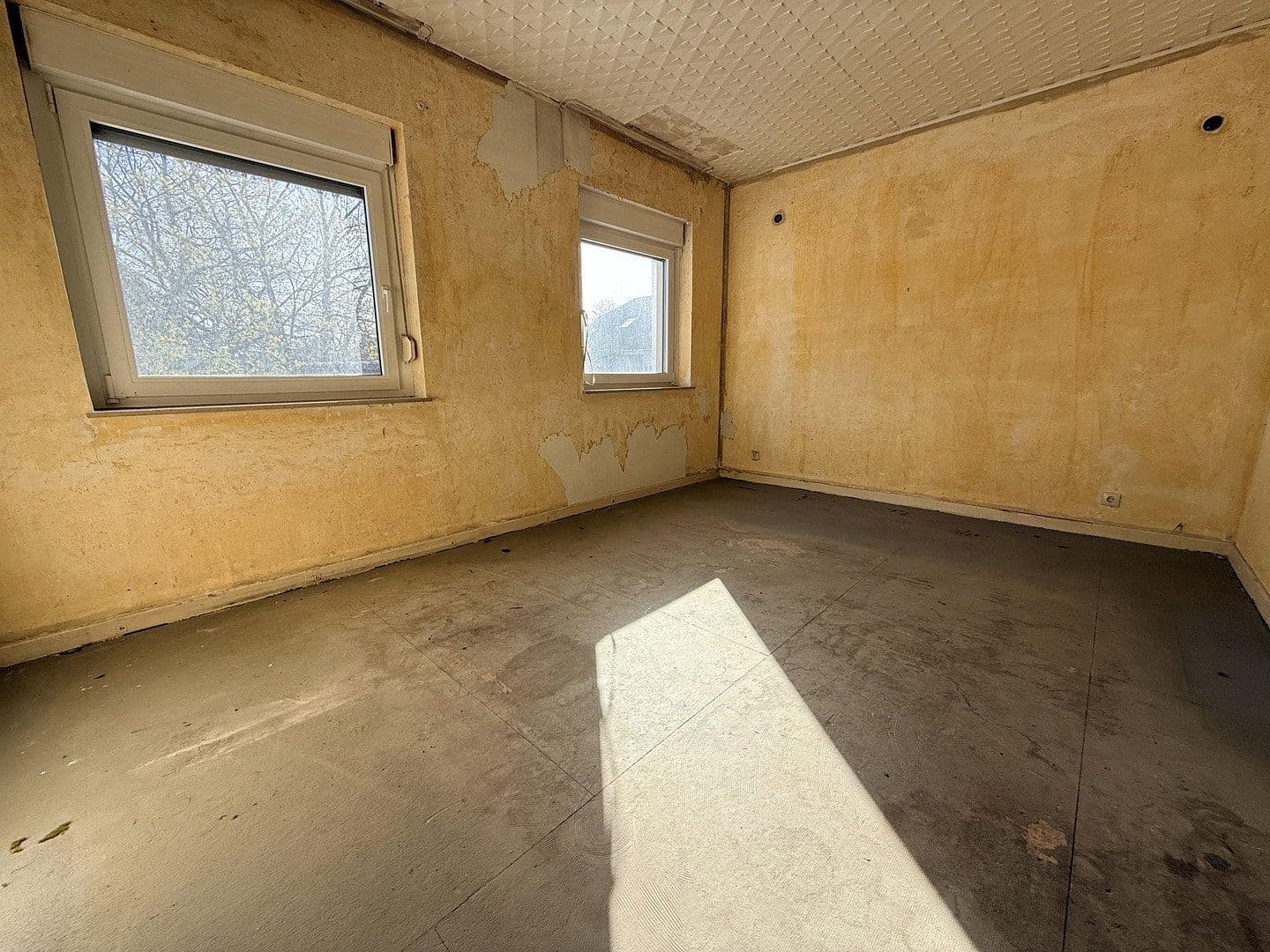 Prodej domu 155 m², pozemek 354 m², Iserlohner Straße 39, Köln, Severní Porýní-Vestfálsko Prodej domu 155 m², pozemek 354 m², Iserlohner Straße 39, Köln, Severní Porýní-Vestfálsko