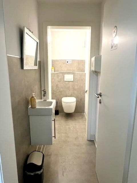 Pronájem kanceláře 261 m², Waldeckerstraße 4, Mörfelden-Walldorf, Hessen Pronájem kanceláře 261 m², Waldeckerstraße 4, Mörfelden-Walldorf, Hessen