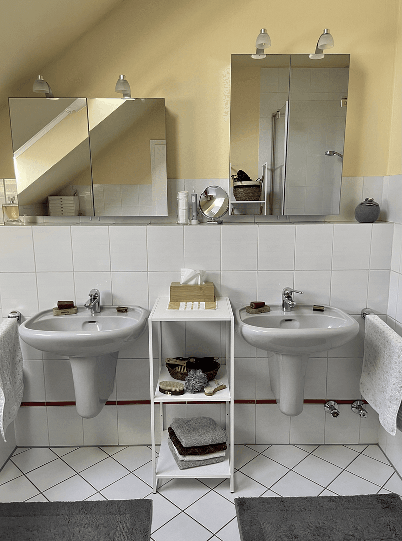 Prodej domu 212 m², pozemek 652 m², Gelsenkirchen, Severní Porýní-Vestfálsko Prodej domu 212 m², pozemek 652 m², Gelsenkirchen, Severní Porýní-Vestfálsko