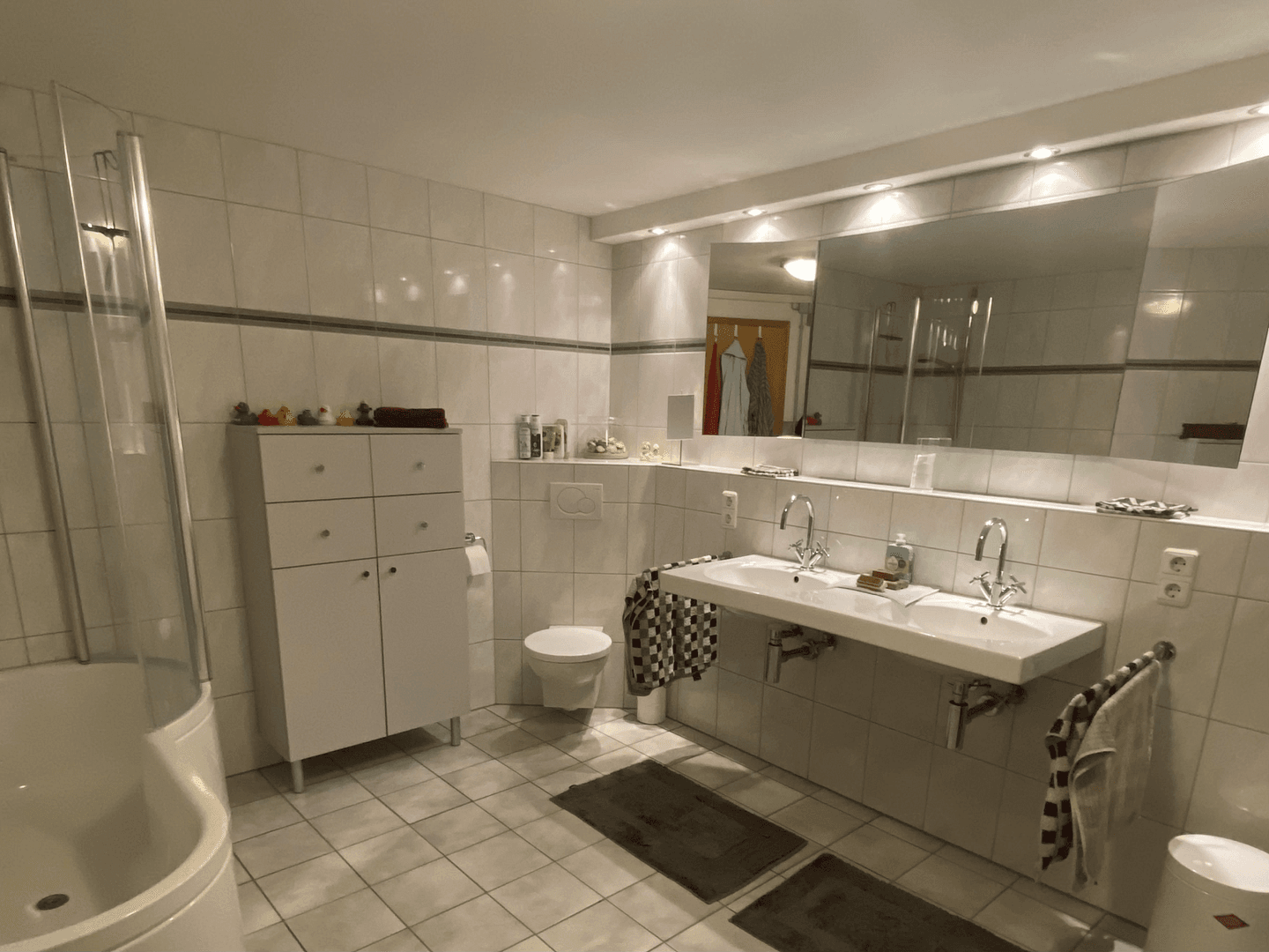 Prodej domu 212 m², pozemek 652 m², Gelsenkirchen, Severní Porýní-Vestfálsko Prodej domu 212 m², pozemek 652 m², Gelsenkirchen, Severní Porýní-Vestfálsko