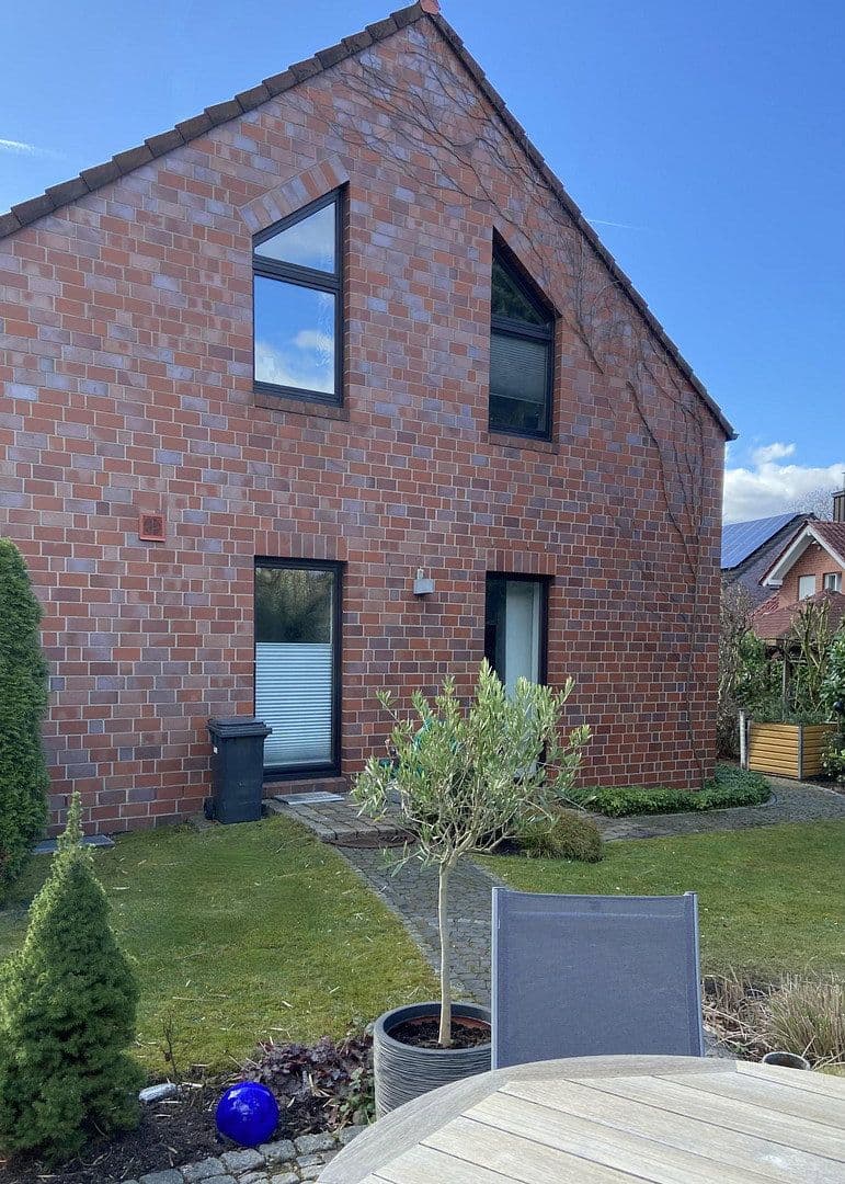 Prodej domu 212 m², pozemek 652 m², Gelsenkirchen, Severní Porýní-Vestfálsko Prodej domu 212 m², pozemek 652 m², Gelsenkirchen, Severní Porýní-Vestfálsko